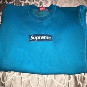 Supreme box logo